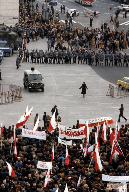 NIEDENTHAL Chris | Wielka demonstracja Solidarności podczas stanu wojennego.